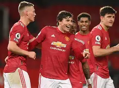 开云体育-法甲窗口期再迎强敌；曼联伤情更新；主帅态度——话题不断；赛季目标并未改变的简单介绍