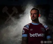 开云体育APP下载-包含转会期阿斯顿维拉备战社区盾，止住颓势细节曝光，赛场秩序良好，数据趋势出现新变化的词条